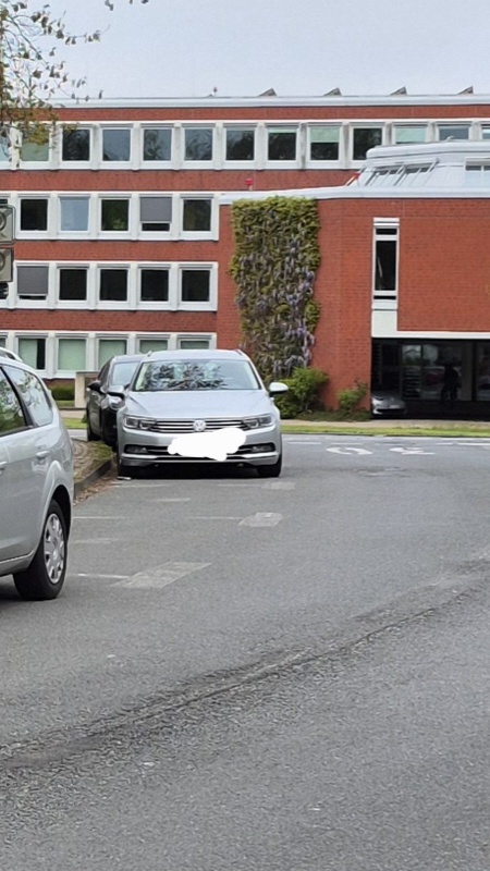 morgens 8.15 Uhr am Kreisparkhaus